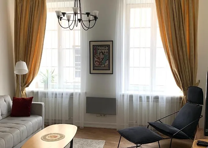 Very Stikliu Street Apartman *